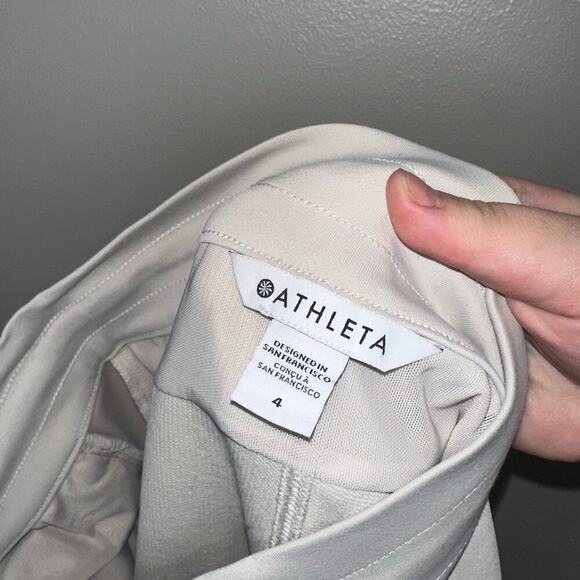 Athleta Hybrid Trek Jogger Pants Size 4 Gray Lightweight Drawstring Waist - Picture 4 of 7